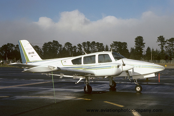 Grumman GA-7 Cougar VH-IFX (1985)