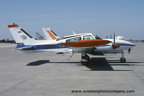 Cessna 310R F-GBMX (1985)