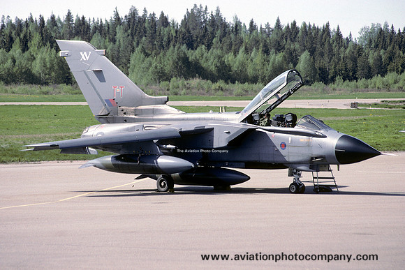 RAF 15 Squadron Panavia Tornado GR.1 ZA562/TT (1996)