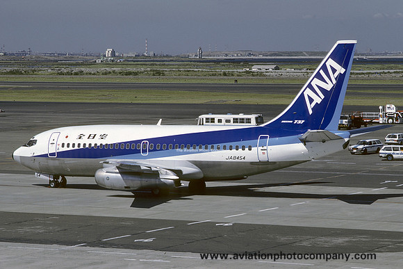 ANA Boeing 737-281(A) JA8454 (1984)