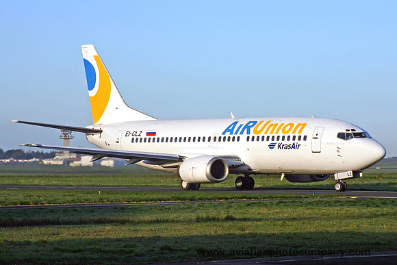 Air Union/Kras Air Boeing 737-3Y0 EI-CLZ at Shannon (2006)
