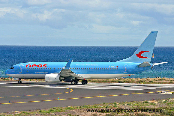 Neos Boeing 737-86N I-NEOU (2006)