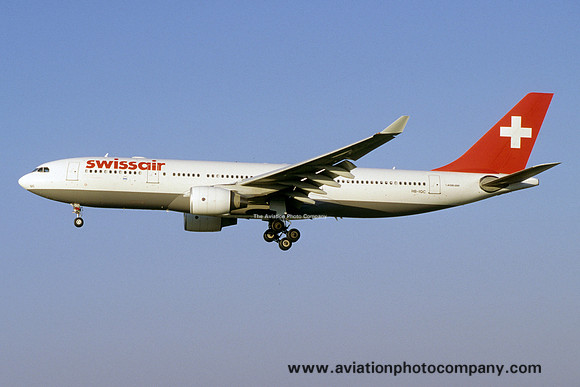 Swissair Airbus A330-223 HB-IQC (2000)