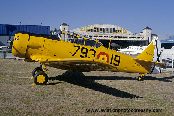 North American T-6G Texan EC-DUN/E.16-201/793-19