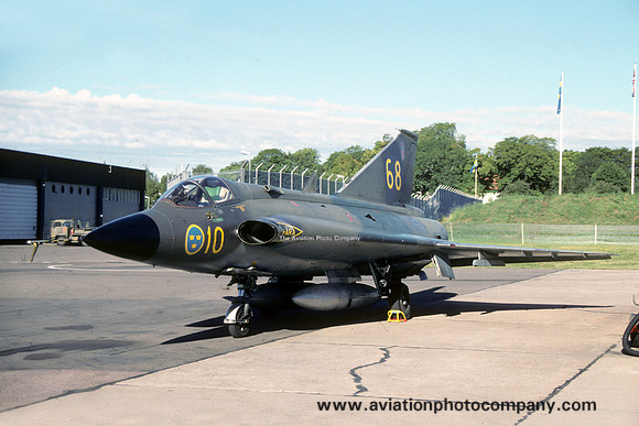 Swedish Air Force F10 SAAB Draken J-35F 35440/68 (1990)