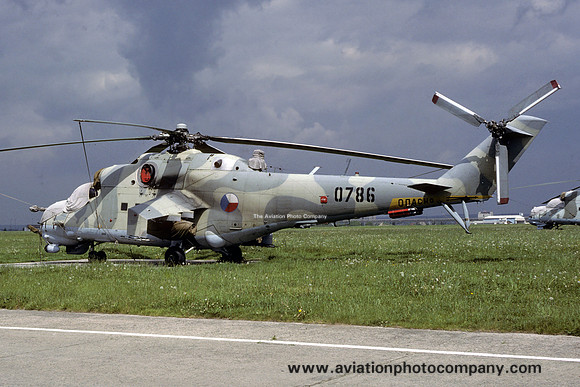 Czechoslovak Air Force Mil Mi-24V 0786 (1990)