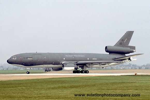 USAF 2 BW McDonnell Douglas KC-10A Extender 85-0032 at RAF Mildenhall (1987)
