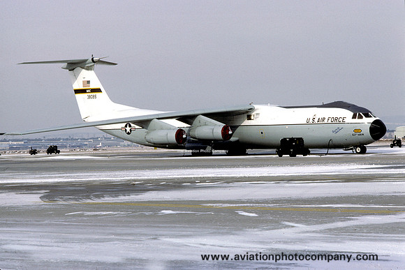 USAF 63 MAW Lockheed C-141B Starlifter 63-8085 at Rhein Main (1987)