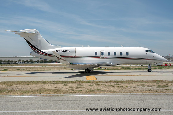 Netjets Bombardier BD-100 Challenger 350 N764QS at Van Nuys (2016)
