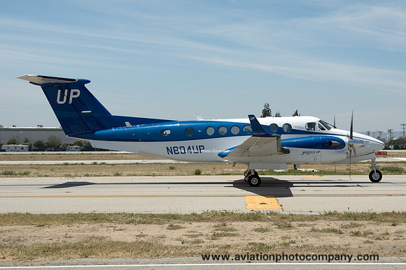 Wheels Up Beech King Air 350i N804UP at Van Nuys (2016)