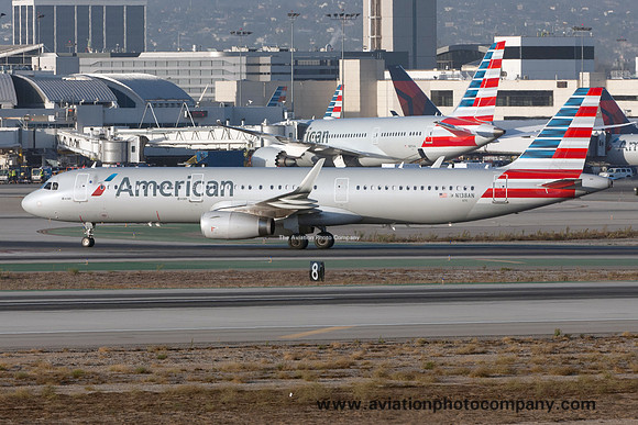 American Airlines Airbus A321-231SL N138AN at Los Angeles IAP (2016)