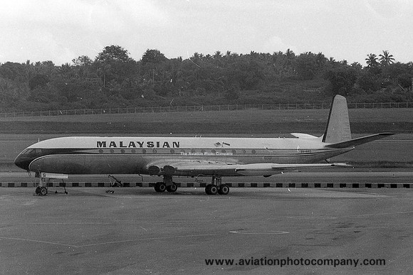 Malaysian Airlines De Havilland Comet 4 9V-BAS (1966)
