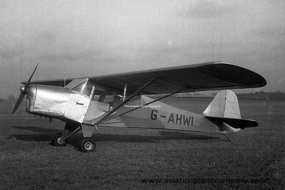 Taylorcraft Auster Plus D G-AHWI
