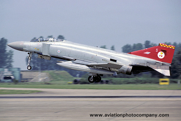 RAF 92 Squadron McDonnell F-4M Phantom FGR.2 XV430/S (1990)