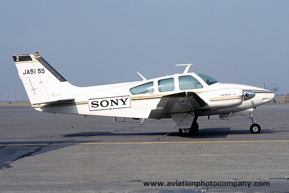 Sony Corporation Beech 55 Baron JA5155 (1968)