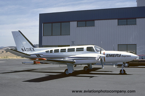 Emery Express Cessna 404 Titan N401EX (1979)