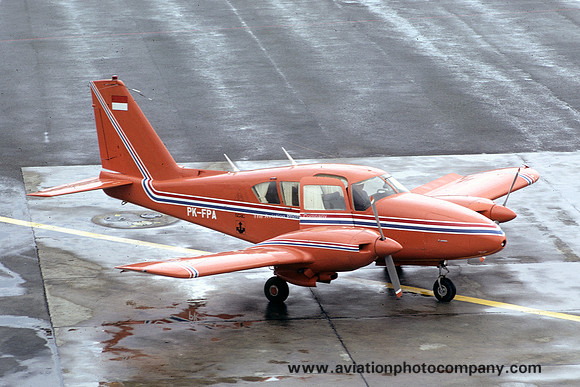 Piper PA-23-250 Aztec D PK-FPA (1972)