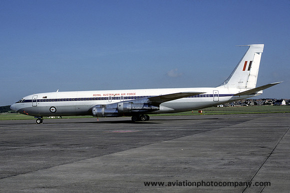 RAAF 33 Squadron Boeing 707-368C A20-261 (1990)