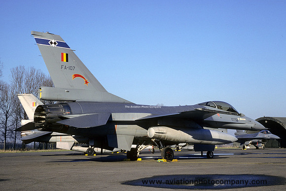Belgian Air Force 2 Wing General Dynamics F-16A Fighting Falcon FA-107 (1989)