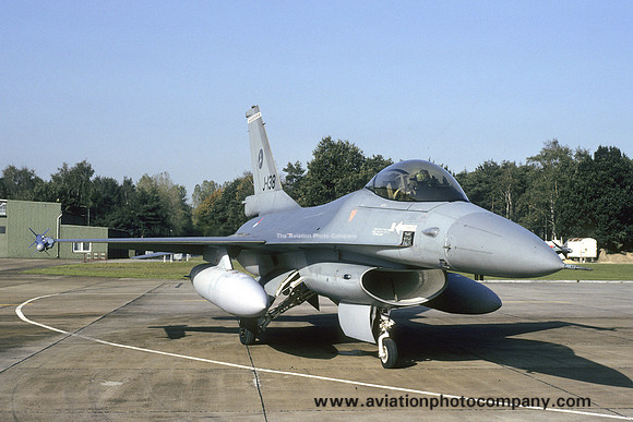 Dutch Air Force 314 Squadron General Dynamics F-16A Fighting Falcon J-138 (1990)