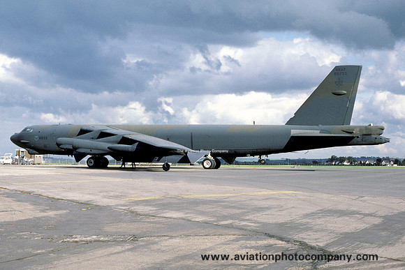 USAF 2 BW Boeing B-52G Stratofortress 58-0233 (1987)