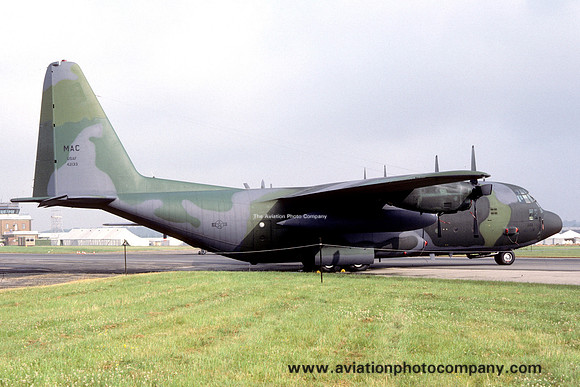 USAF 463 TAW Lockheed C-130H Hercules 74-2133 (1987)