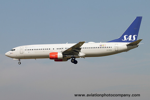 SAS Boeing 737-883 LN-RRS (2015)