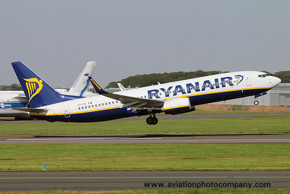 Ryanair Boeing 737-8ASWL EI-FIE at Prestwick (2015)