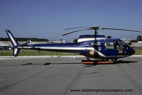 French Gendarmerie Aerospatiale AS.350B Ecureuil 1916/JCC (1990)