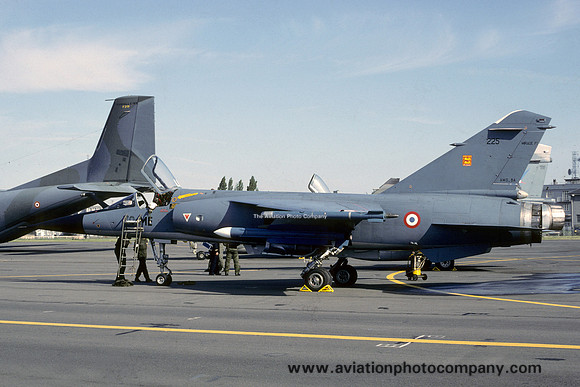 French Air Force EC1/30 Dassault Mirage F.1C 225/30-ME (1990)