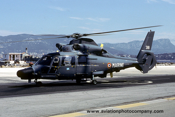 French Navy 23S Aerospaitale SA.365N1 Dauphin II 318 (1990)
