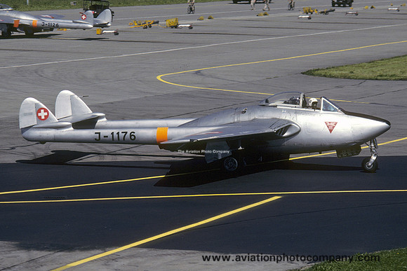 Swiss Air Force De Havilland Vampire FB.6 J-1176 (1986)