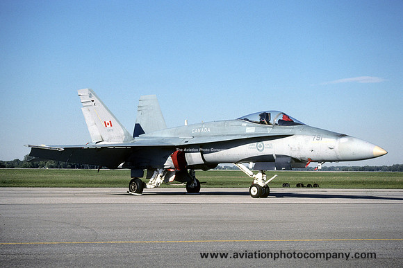 Canadian Air Force 433 Squadron McDonnell Douglas CF-188 Hornet 188791 (1990)