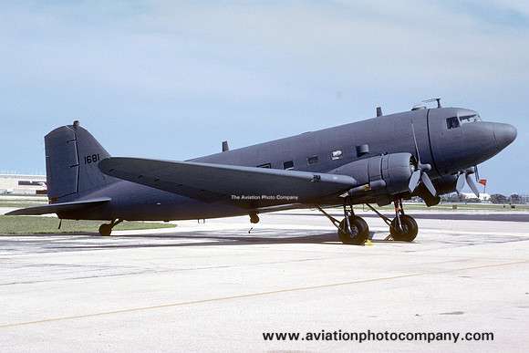 Colombian Air Force Douglas C-47 Dakota 1681 (1989)