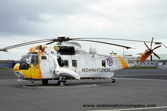 Norwegian Air Force 330 Skv Westland Sea King Mk43 066 (1990)