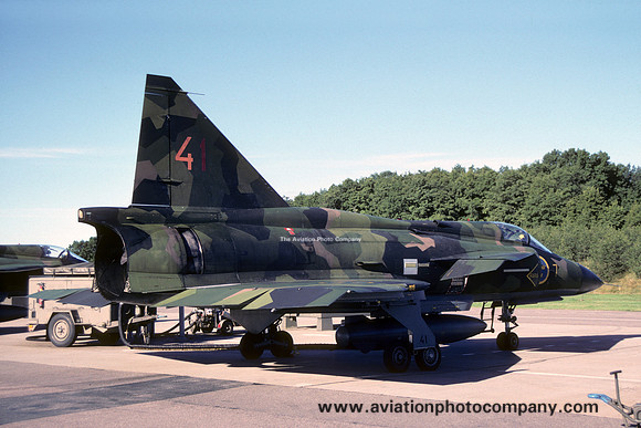 Swedish Air Force F7 SAAB Viggen AJ-37 37041/41 (1990)