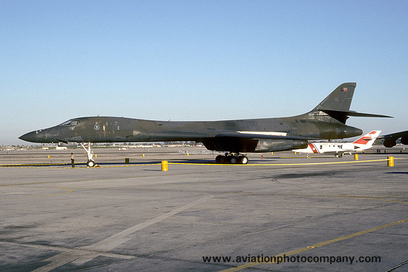 USAF 96 BW Rockwell B-1B Lancer 85-0061 (1987)
