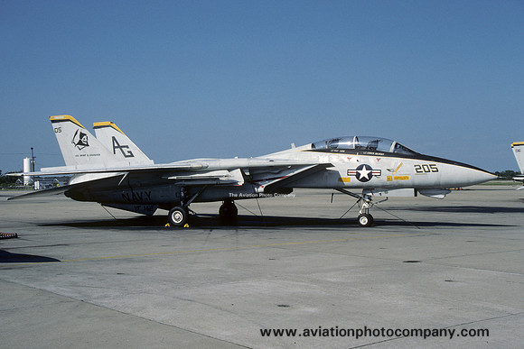 US Navy VF-142 Grumman F-14A Tomcat 161417/AG-205 (1986)