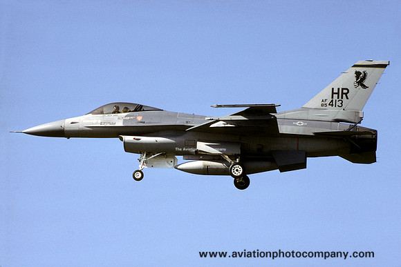 USAF 50 TFW 10 TFS General Dynamics F-16C Fighting Falcon 85-1413/HR (1986)