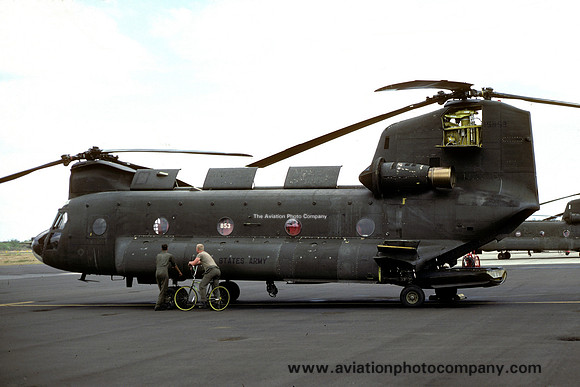 US Army 147th Aviation Company Vertol CH-47C Chinook 68-15853 (1987)