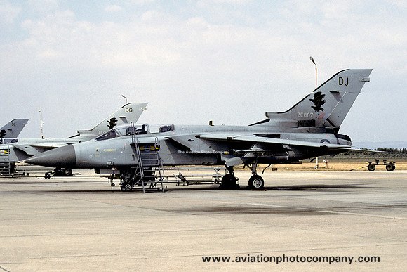 RAF 11 Squadron Panavia Tornado F.3 ZE887/DJ (1998)