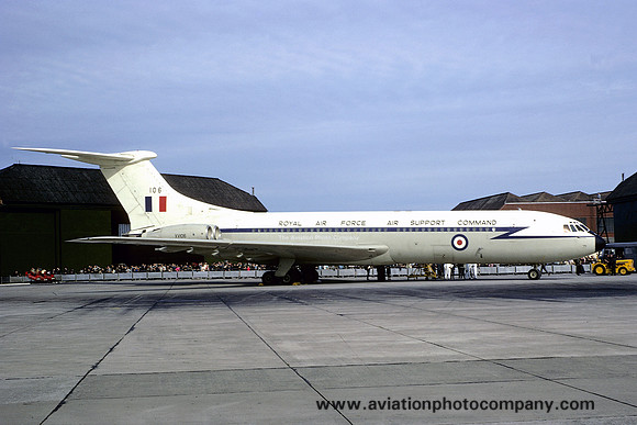 RAF 10 Squadron Vickers VC-10 C.1 XV106 (1970)
