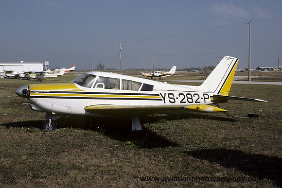Piper PA-24-250 Comanche YS-282-P (1985)