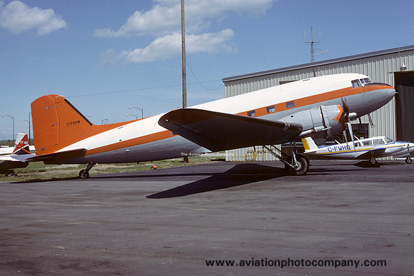 Douglas C-47A-25-DK C-FOOW