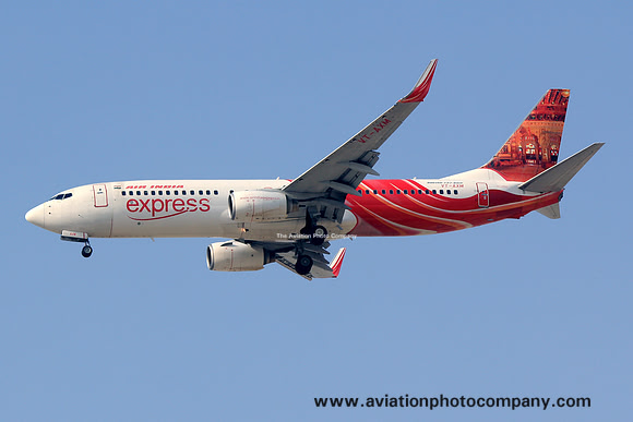 Air India Express Boeing 737-800 VT-AXM at Dubai IAP (2013)