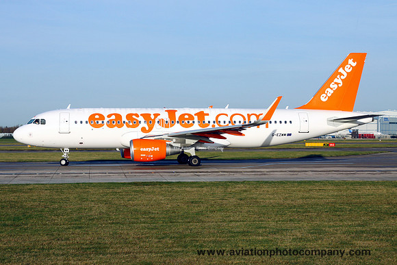 easyJet Airbus A320-200 G-EZWM at Manchester (2013)