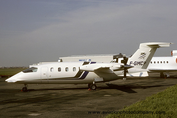 Air Enterprise Piaggio P-180 Avanti F-GMCP (1994)