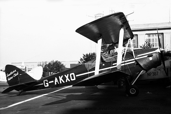 Southern Aero Club De Havilland Tiger Moth G-AKXO