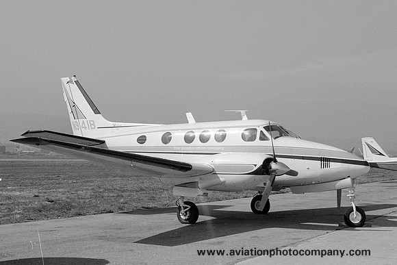 Beech Queen 88 N941B (1967)