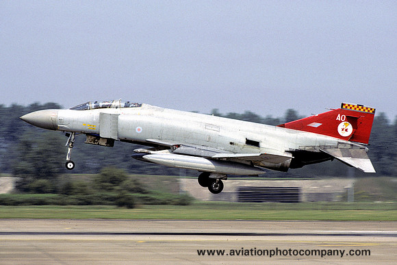 RAF 92 Squadron McDonnell F-4M Phantom FGR.2 XV469/AO (1990)